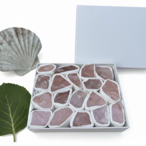 giftbox met rozenkwarts kristallen