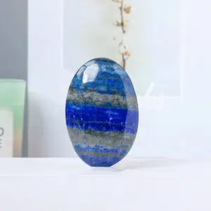Gepolijste Lapis Lazuli – Edelsteen van Wijsheid en Innerlijke Kracht (5–6 cm)